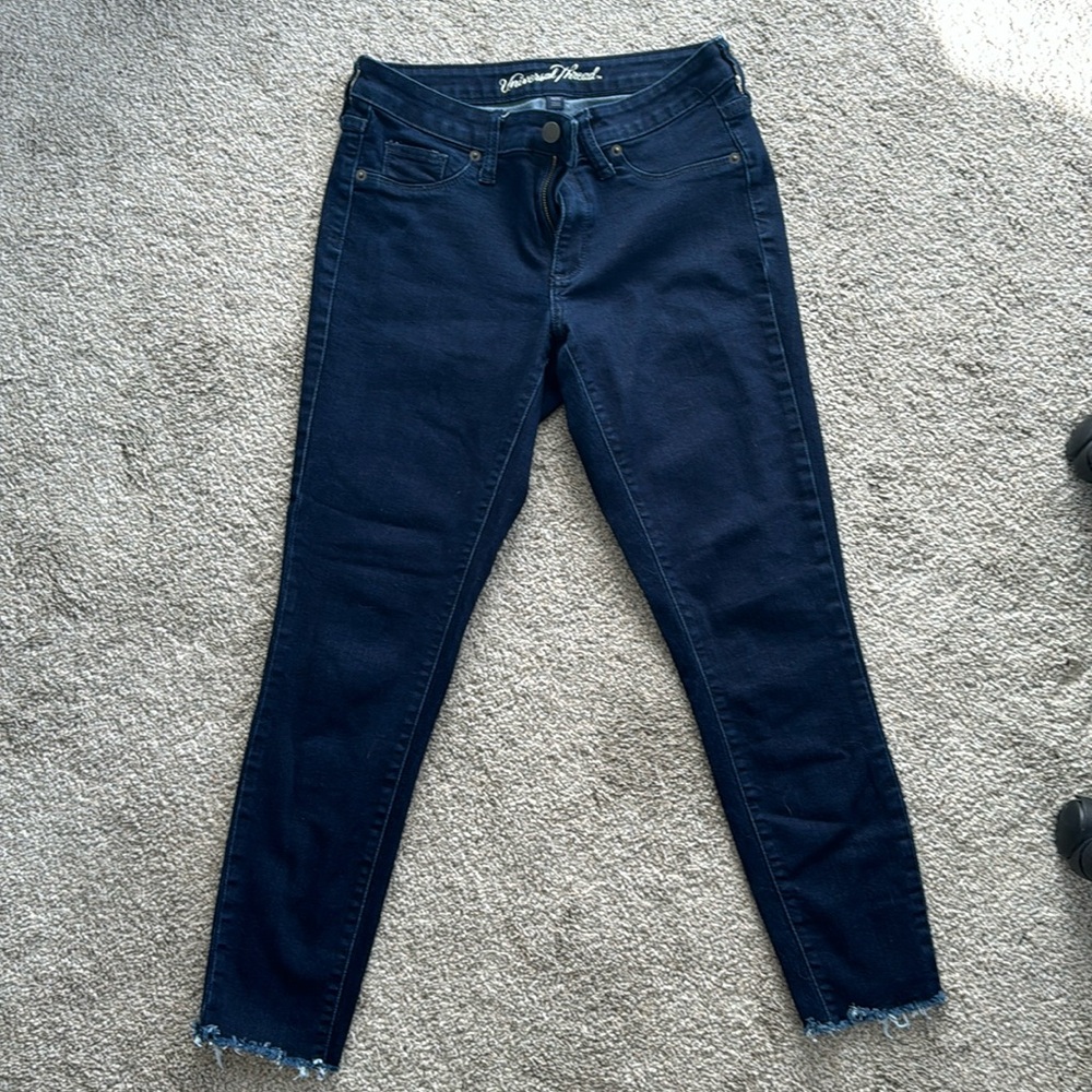 Universal Threads dark wash frayed Midrise jegging jeans - size 27